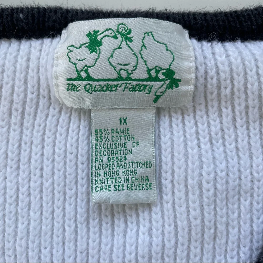 Quacker Factory Women's White Black Bumblebee Sequin Knitted Cardigan Size 1X - Picture 4 of 8